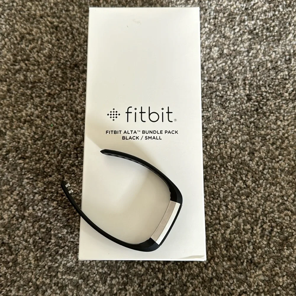 Fitbit Alta Bundle - Picture 1 of 2